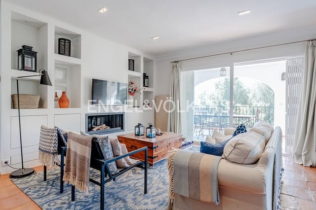 5 chambre Villa/Maison à vendre à Altea avec piscine garage - 750 000 € (Ref: 9606774)