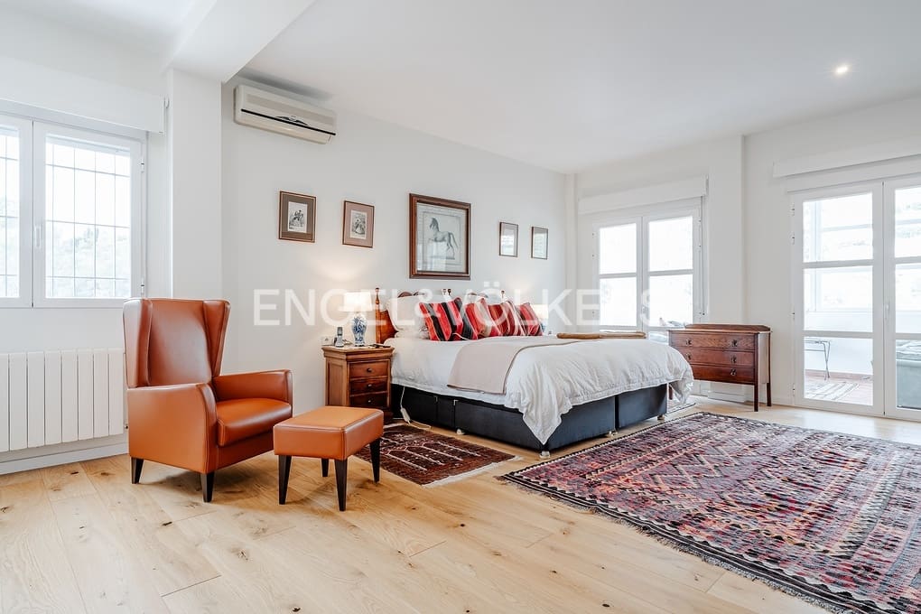 Chalet de 4 habitaciones en Altea en venta con piscina garaje - 1.295.000 € (Ref: 9626967)