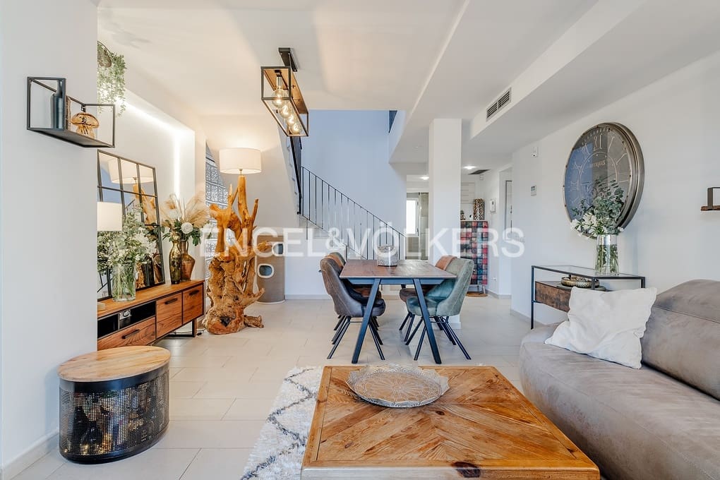 3 bedroom Apartment for sale in Altea with pool garage - € 495,000 (Ref: 9643640)