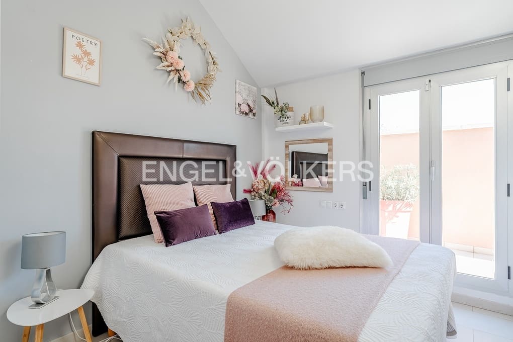 3 bedroom Apartment for sale in Altea with pool garage - € 495,000 (Ref: 9643640)