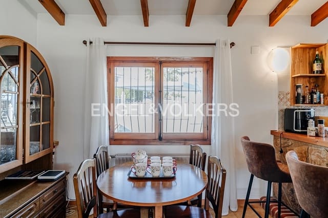 4 Zimmer Villa zu verkaufen in Benissa mit Pool Garage - 599.000 € (Ref: 9645874)