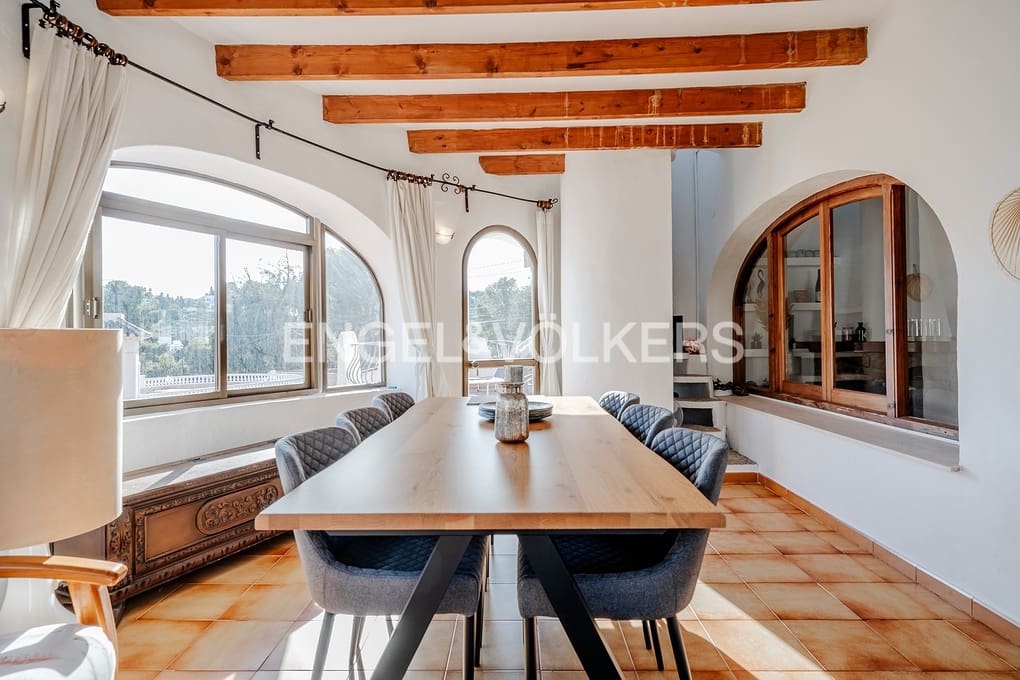 4 Zimmer Villa zu verkaufen in Benissa mit Pool Garage - 599.000 € (Ref: 9645874)