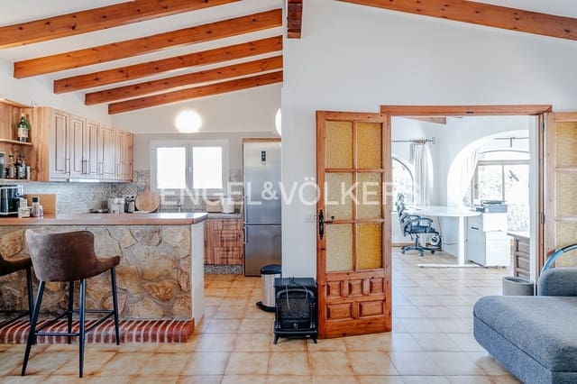 4 Zimmer Villa zu verkaufen in Benissa mit Pool Garage - 599.000 € (Ref: 9645874)