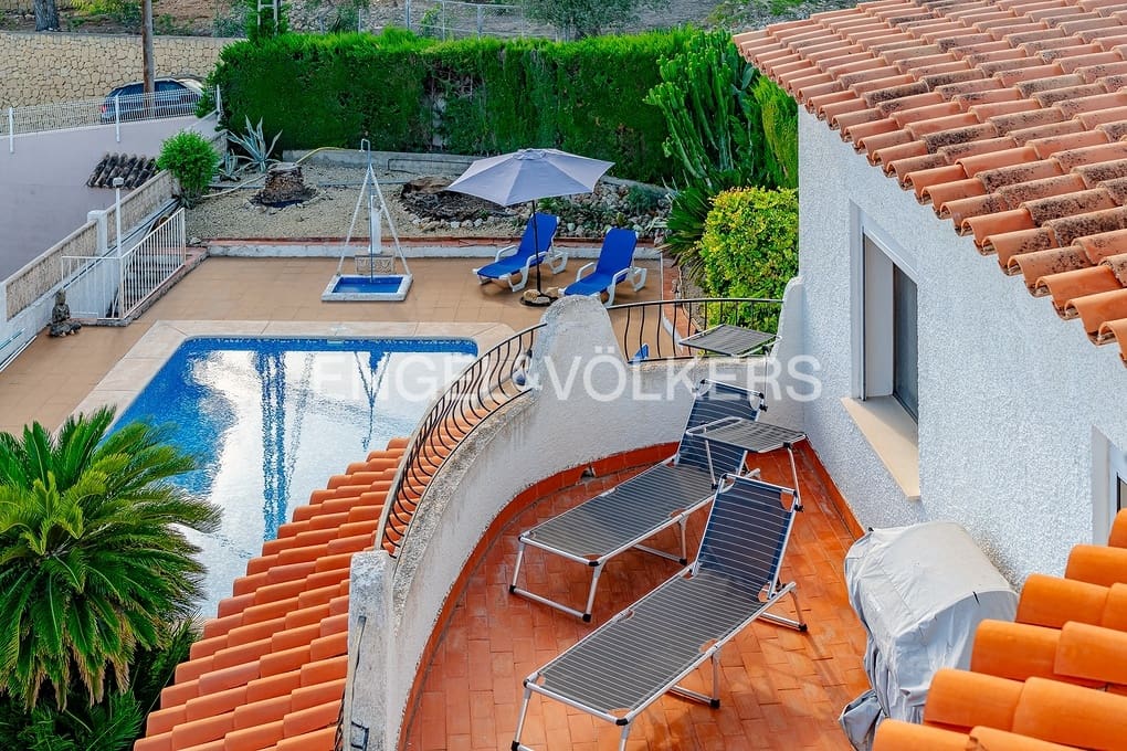4 Zimmer Villa zu verkaufen in Benissa mit Pool Garage - 599.000 € (Ref: 9645874)