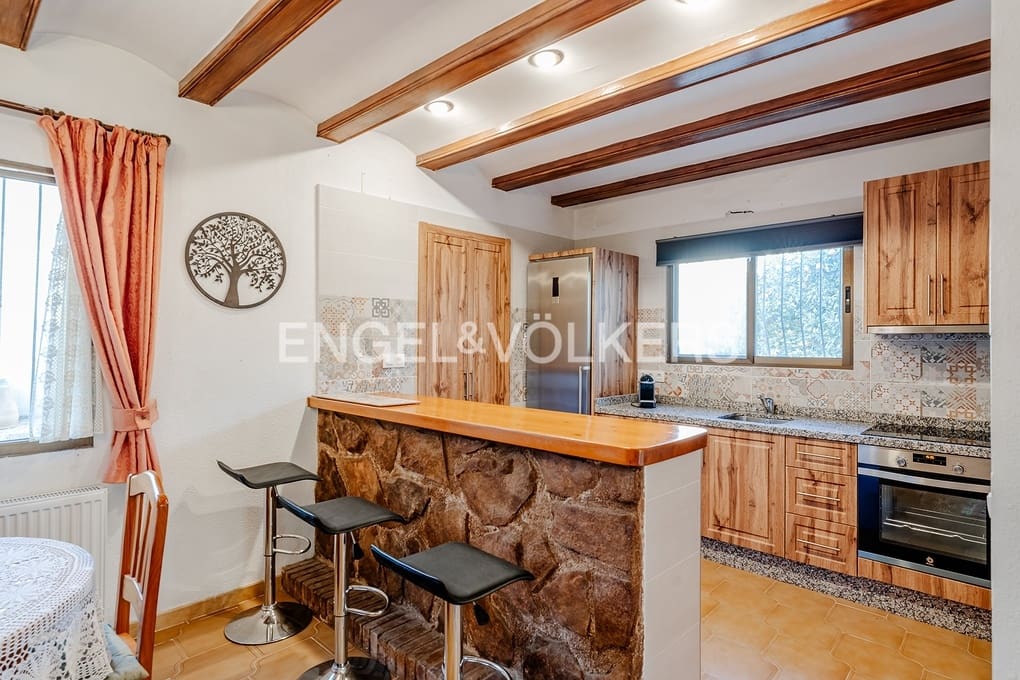 4 Zimmer Villa zu verkaufen in Benissa mit Pool Garage - 599.000 € (Ref: 9645874)