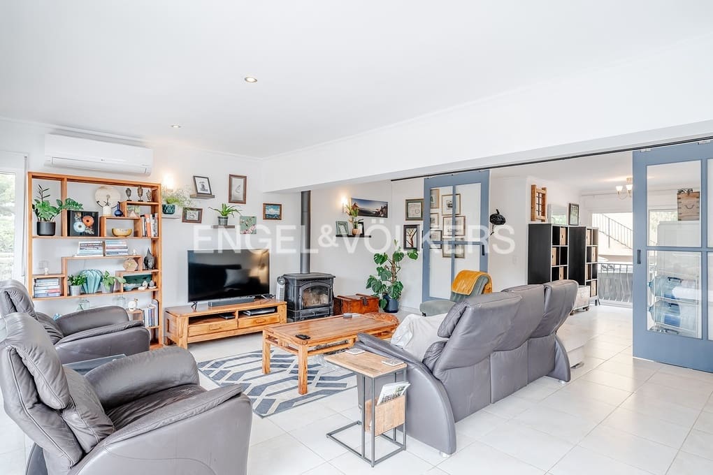 Chalet de 6 habitaciones en Calpe / Calp en venta con piscina garaje - 1.299.000 € (Ref: 9700034)