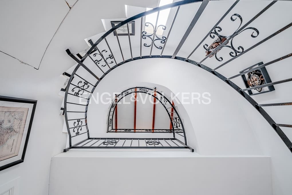 Chalet de 6 habitaciones en Calpe / Calp en venta con piscina garaje - 1.299.000 € (Ref: 9700034)