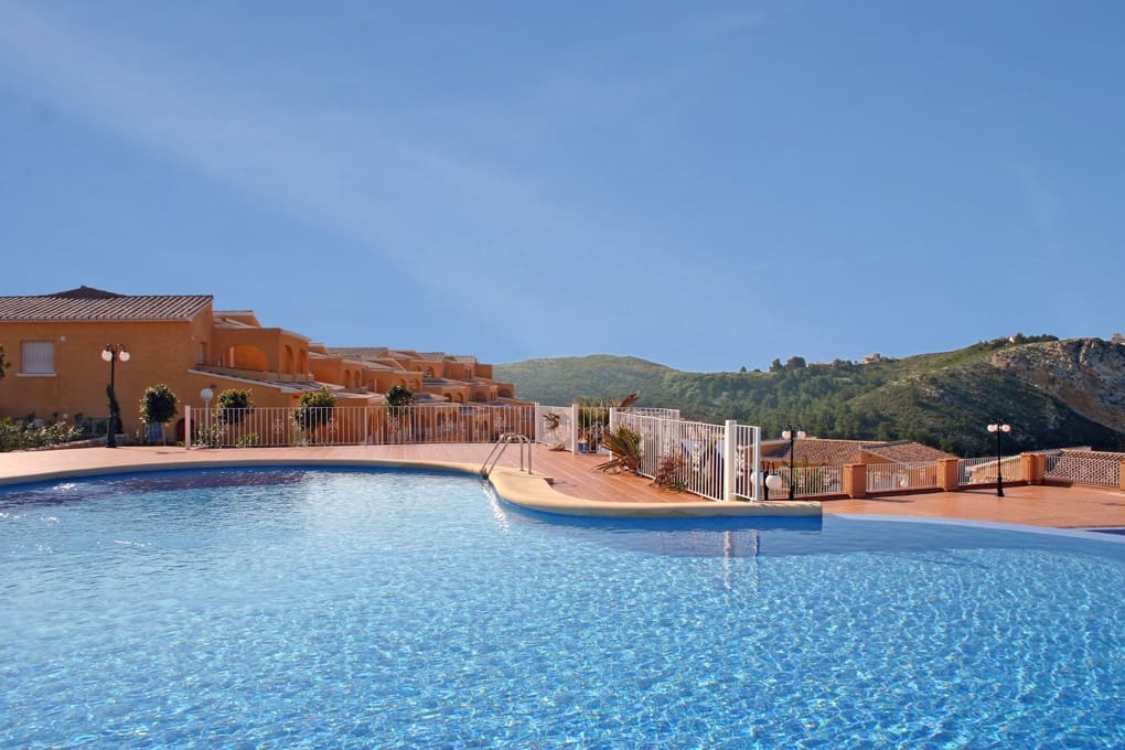 2 bedroom Apartment for sale in Cumbre del Sol with pool garage - € 410,000 (Ref: 9714132)