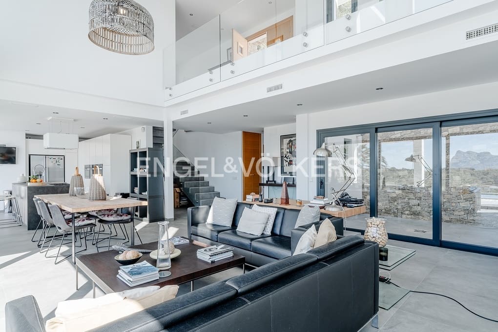 Chalet de 3 habitaciones en Benissa en venta con piscina garaje - 1.500.000 € (Ref: 9720354)