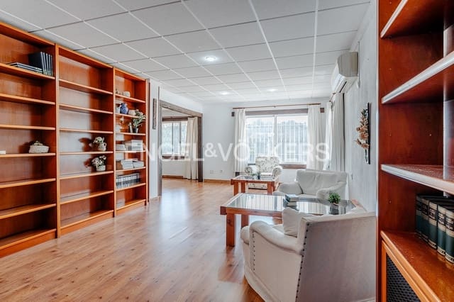 Chalet de 3 habitaciones en Alhama Springs, Altea en venta con piscina garaje - 585.000 € (Ref: 9734124)