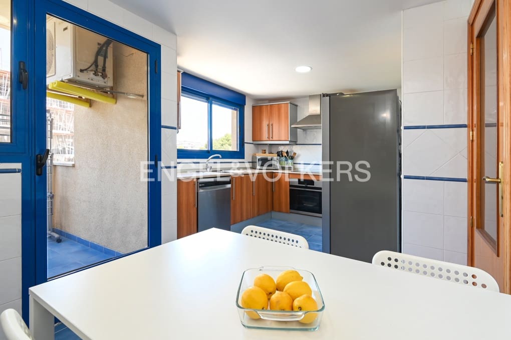 Ático de 4 habitaciones en Calpe / Calp en venta con piscina garaje - 950.000 € (Ref: 9737336)