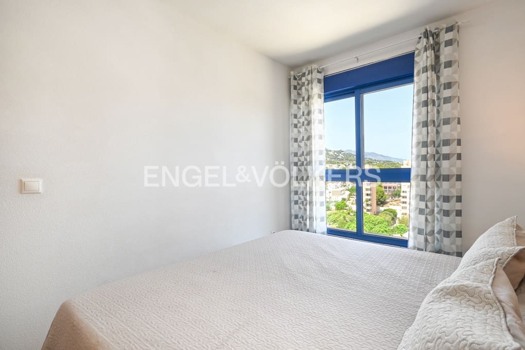 Ático de 4 habitaciones en Calpe / Calp en venta con piscina garaje - 950.000 € (Ref: 9737336)