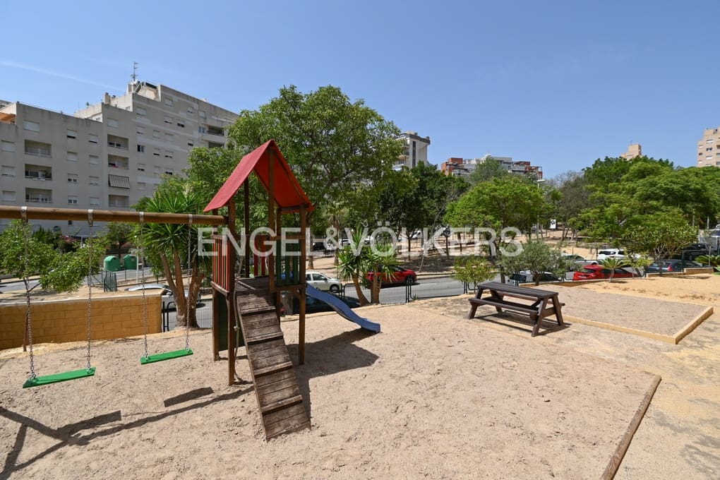 Ático de 4 habitaciones en Calpe / Calp en venta con piscina garaje - 950.000 € (Ref: 9737336)