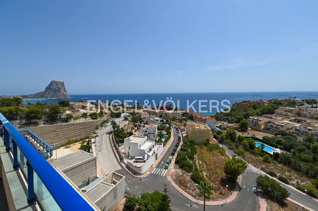 4 makuuhuone Kattohuoneisto myytävänä paikassa Pueblo, Calpe / Calp mukana uima-altaan 
autotalli - 950 000 € (Ref: 9737336)