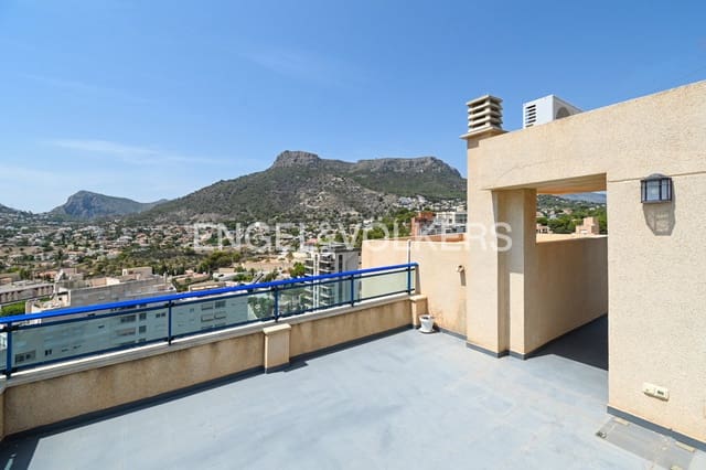 4 makuuhuone Kattohuoneisto myytävänä paikassa Pueblo, Calpe / Calp mukana uima-altaan 
autotalli - 950 000 € (Ref: 9737336)