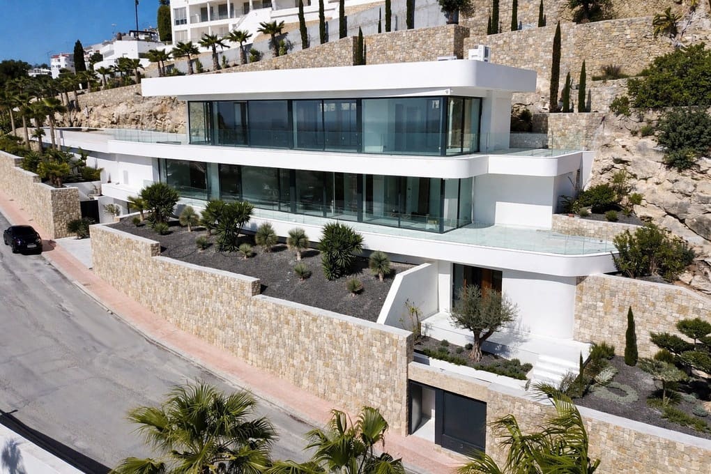 Chalet de 3 habitaciones en Benissa en venta con piscina garaje - 3.900.000 € (Ref: 9753701)