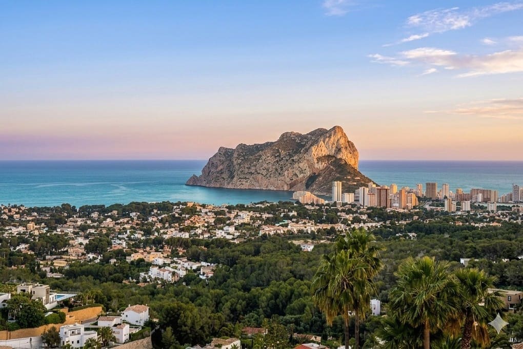 3 bedroom Villa for sale in Benissa with pool garage - € 3,900,000 (Ref: 9753701)