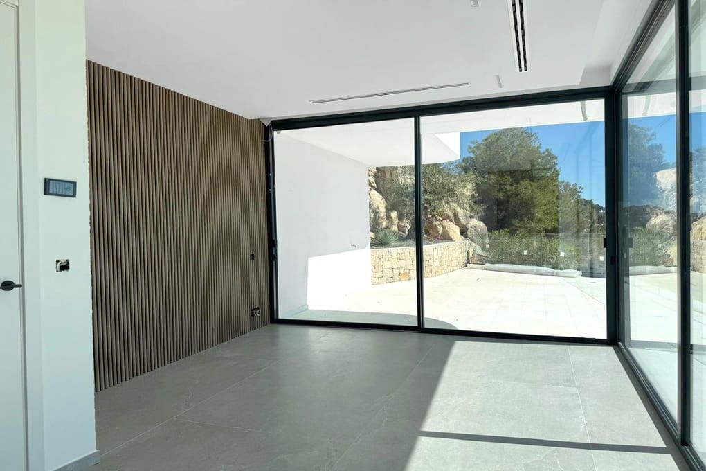 3 bedroom Villa for sale in Benissa with pool garage - € 3,900,000 (Ref: 9753701)