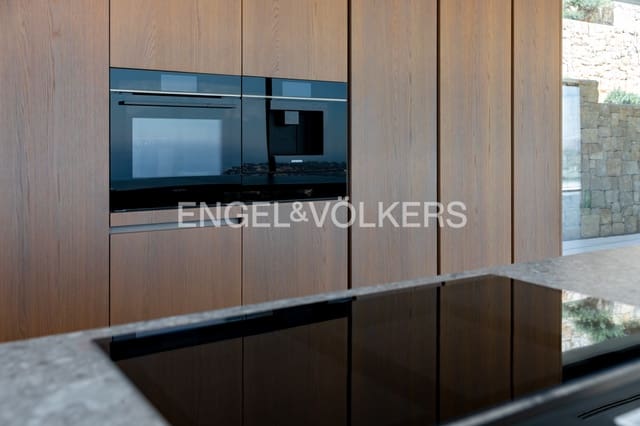 3 soverom Villa til salgs i Benissa med svømmebasseng garasje - € 3 900 000 (Ref: 9753701)