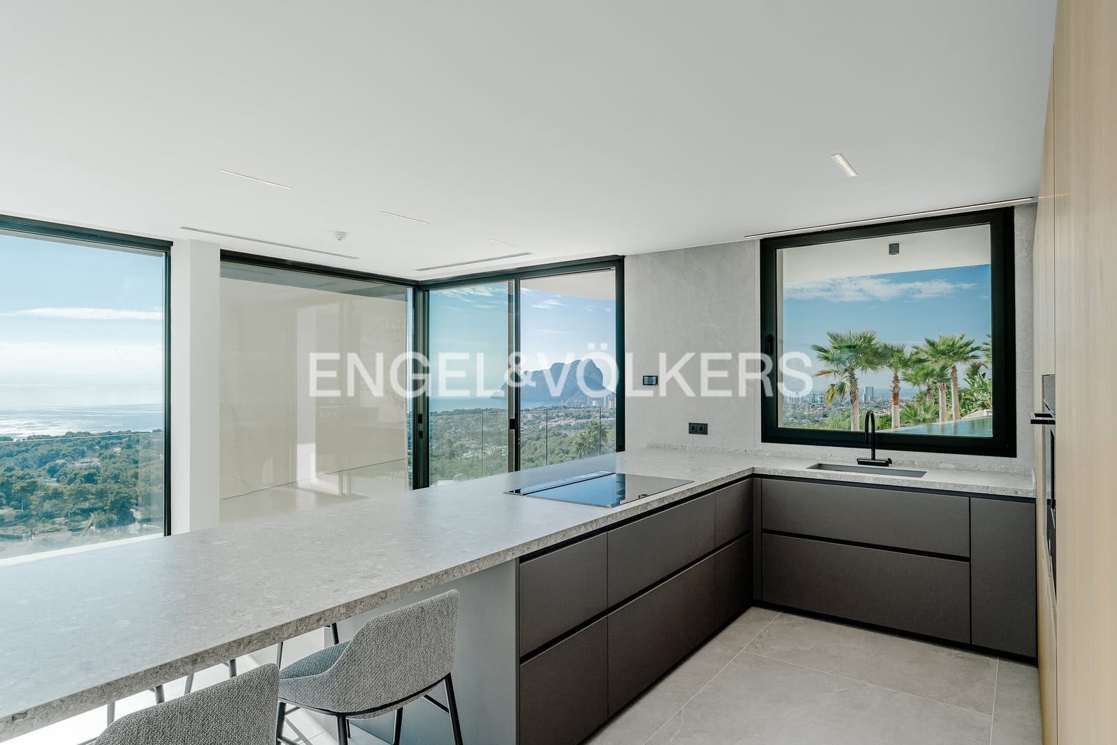 3 Zimmer Villa zu verkaufen in Benissa mit Pool Garage - 3.900.000 € (Ref: 9753701)