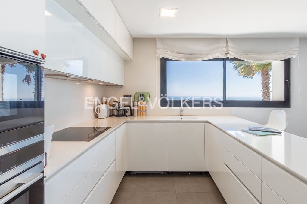 3 chambre Appartement à vendre à Cumbre del Sol avec piscine garage - 825 000 € (Ref: 9758214)