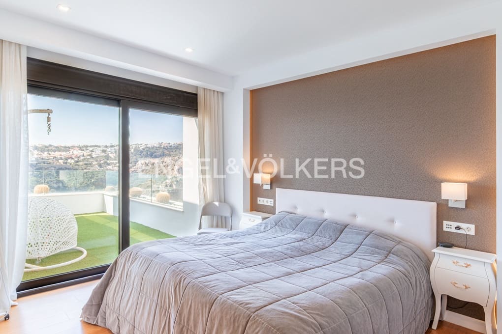 3 chambre Appartement à vendre à Cumbre del Sol avec piscine garage - 825 000 € (Ref: 9758214)