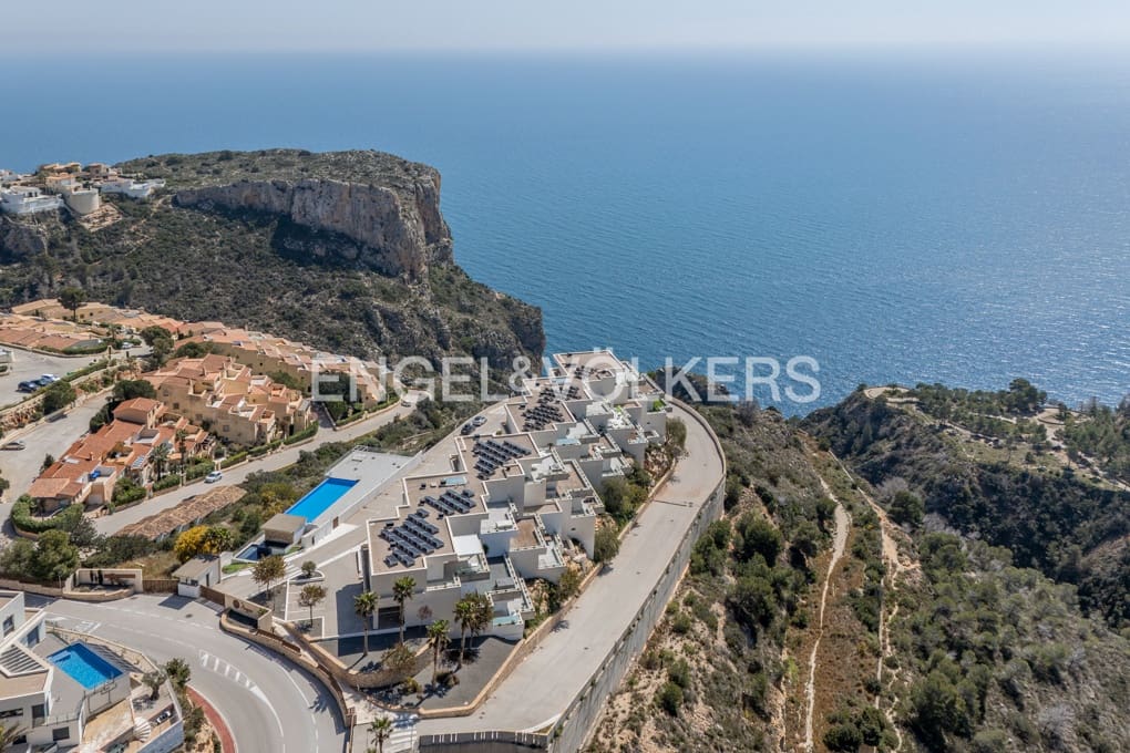 3 chambre Appartement à vendre à Cumbre del Sol avec piscine garage - 825 000 € (Ref: 9758214)