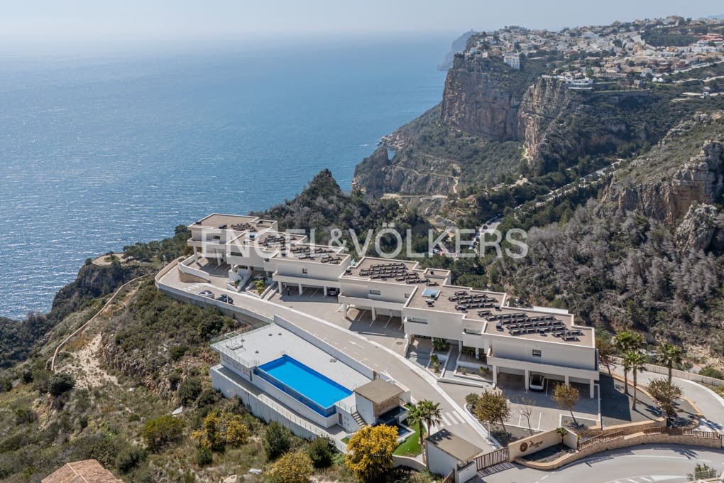 3 chambre Appartement à vendre à Cumbre del Sol avec piscine garage - 825 000 € (Ref: 9758214)