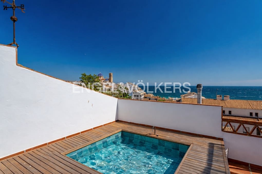 3 sypialnia Dom na sprzedaż w Altea z basenem garażem - 845 000 € (Ref: 9793219)