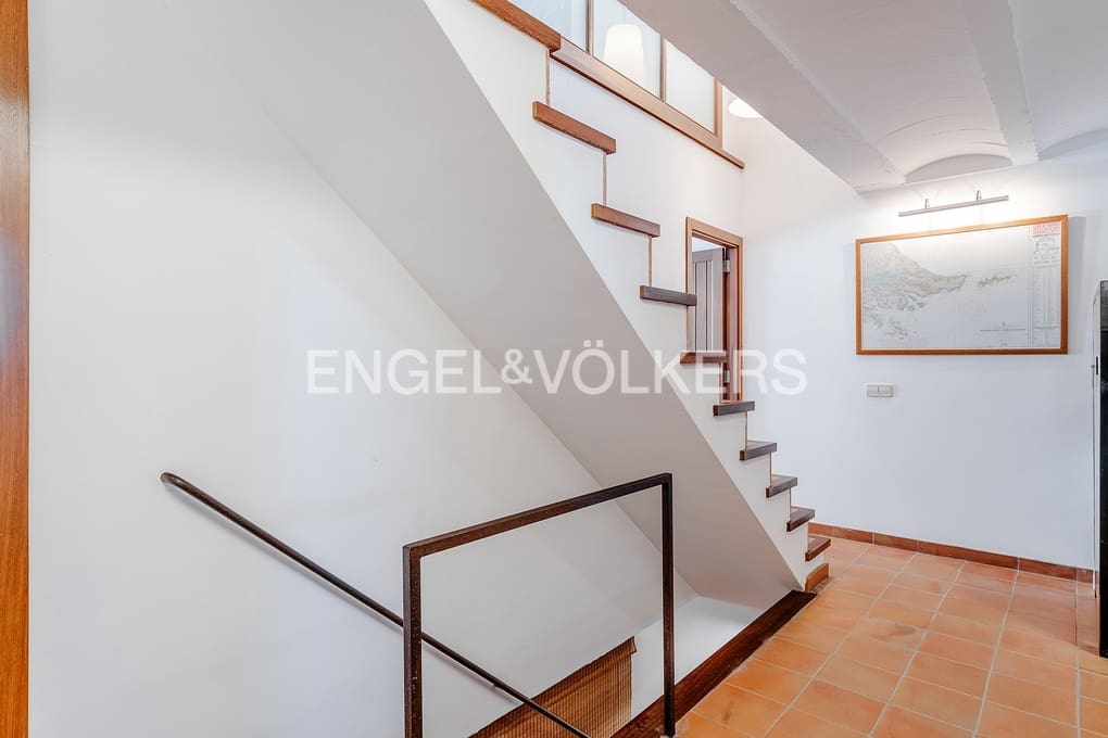 3 sypialnia Dom na sprzedaż w Altea z basenem garażem - 845 000 € (Ref: 9793219)