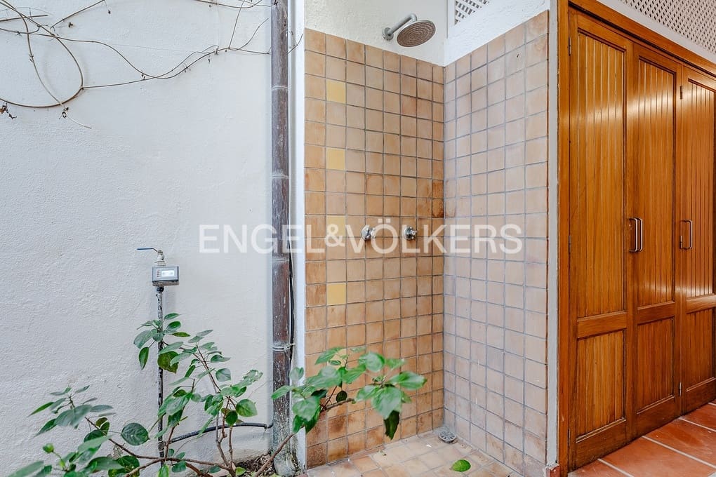 3 sypialnia Dom na sprzedaż w Altea z basenem garażem - 845 000 € (Ref: 9793219)