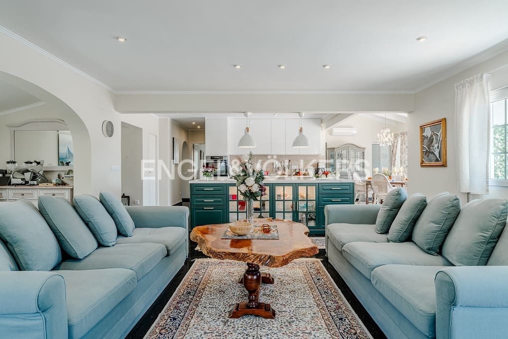 4 sovrum Villa till salu i Moraira med pool garage - 1 190 000 € (Ref: 9810864)