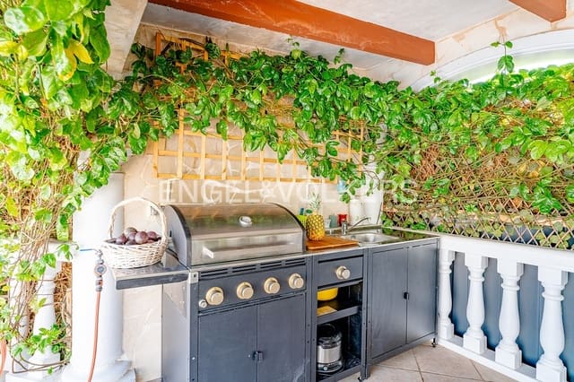 4 chambre Villa/Maison à vendre à Moraira, Teulada-Moraira avec piscine garage - 1 190 000 € (Ref: 9810864)