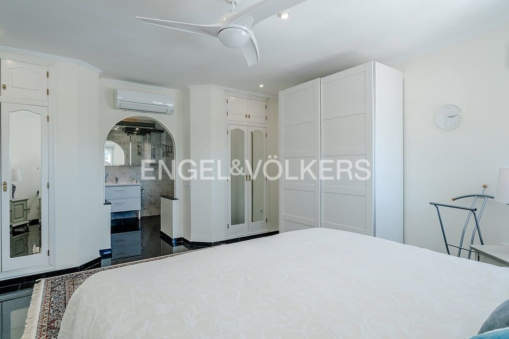 4 slaapkamer Villa te koop in Moraira met zwembad garage - € 1.190.000 (Ref: 9810864)