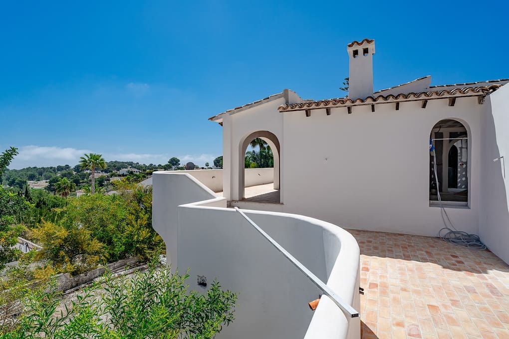 5 soverom Villa til salgs i Moraira med svømmebasseng garasje - € 2 495 000 (Ref: 9818872)