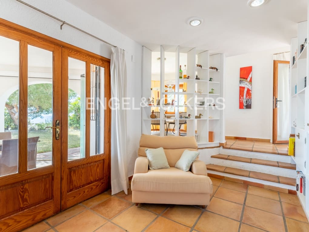 5 soverom Villa til salgs i Moraira med svømmebasseng garasje - € 3 550 000 (Ref: 9838466)