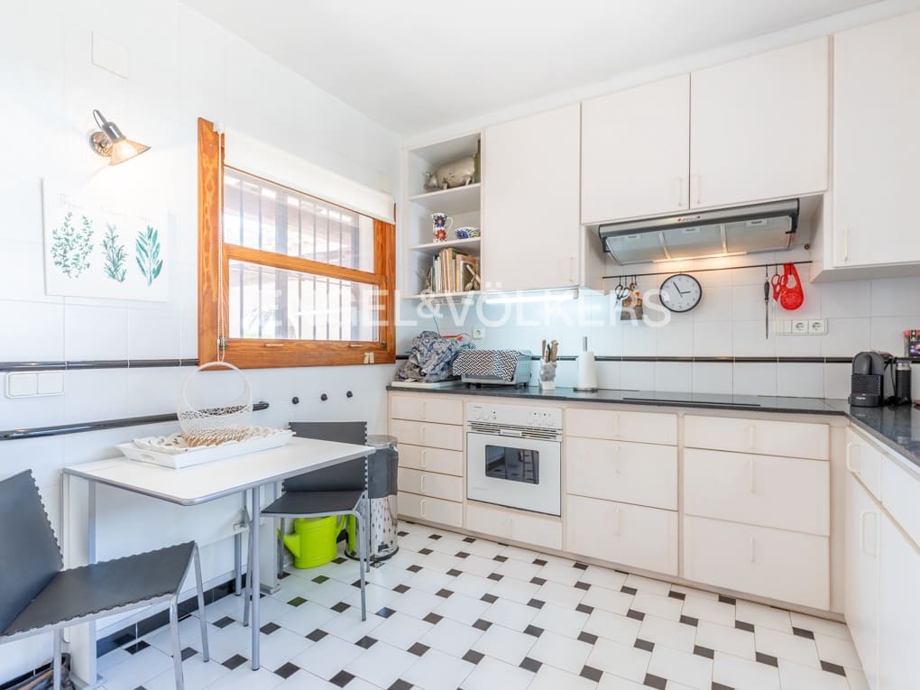 5 soverom Villa til salgs i Moraira med svømmebasseng garasje - € 3 550 000 (Ref: 9838466)