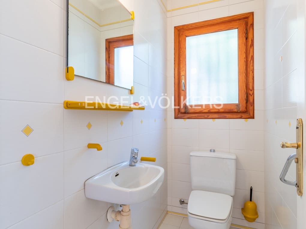 5 soverom Villa til salgs i Moraira med svømmebasseng garasje - € 3 550 000 (Ref: 9838466)