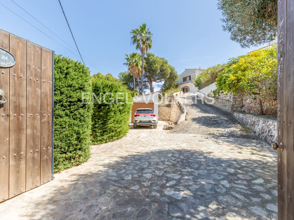 5 soverom Villa til salgs i Moraira med svømmebasseng garasje - € 3 550 000 (Ref: 9838466)