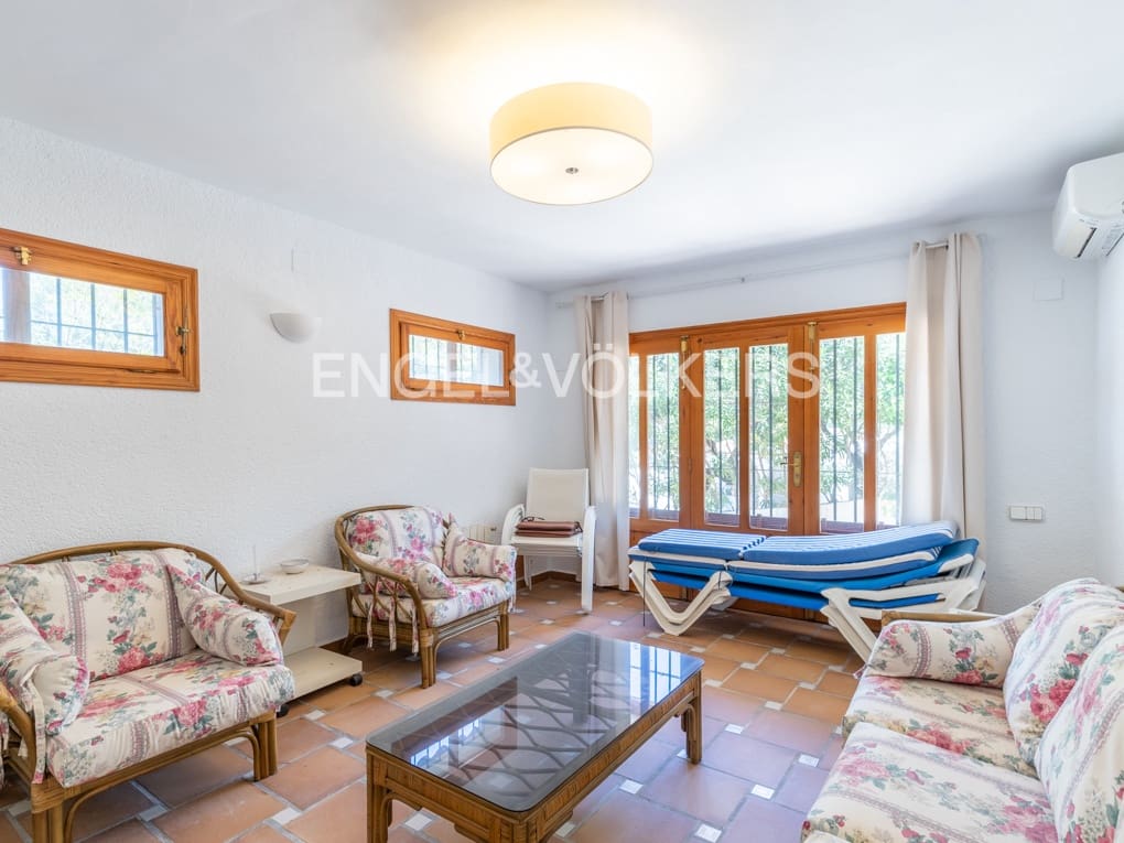 5 soverom Villa til salgs i Moraira med svømmebasseng garasje - € 3 550 000 (Ref: 9838466)