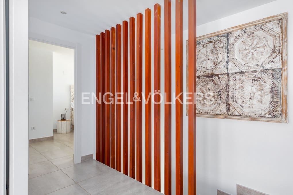 4 bedroom Villa for sale in Moraira with pool garage - € 1,750,000 (Ref: 9848182)
