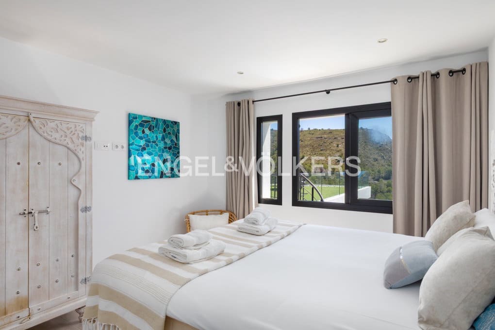 4 Zimmer Villa zu verkaufen in Moraira mit Pool Garage - 1.750.000 € (Ref: 9848182)