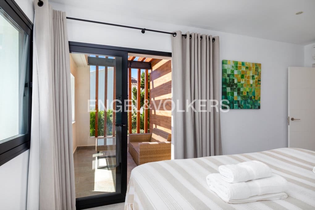 4 Zimmer Villa zu verkaufen in Moraira mit Pool Garage - 1.750.000 € (Ref: 9848182)