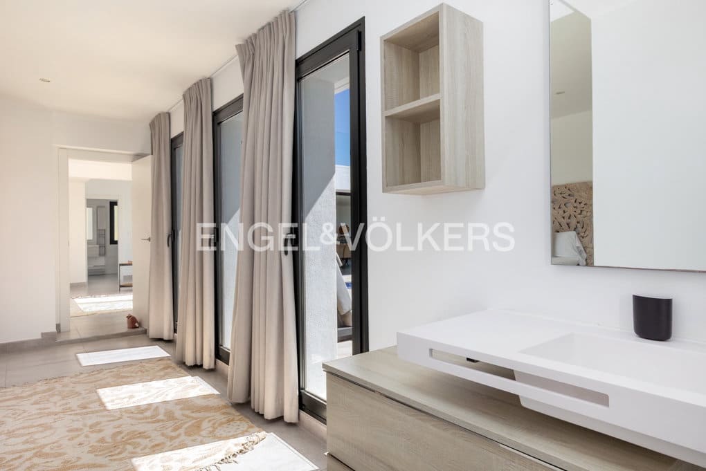 4 Zimmer Villa zu verkaufen in Moraira mit Pool Garage - 1.750.000 € (Ref: 9848182)