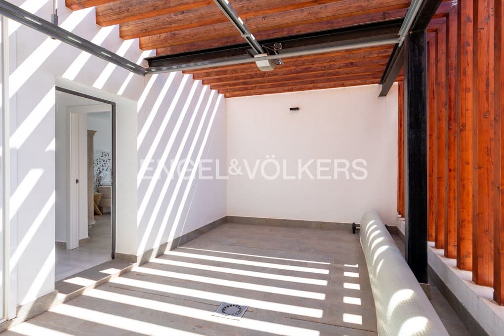 4 Zimmer Villa zu verkaufen in Moraira mit Pool Garage - 1.750.000 € (Ref: 9848182)