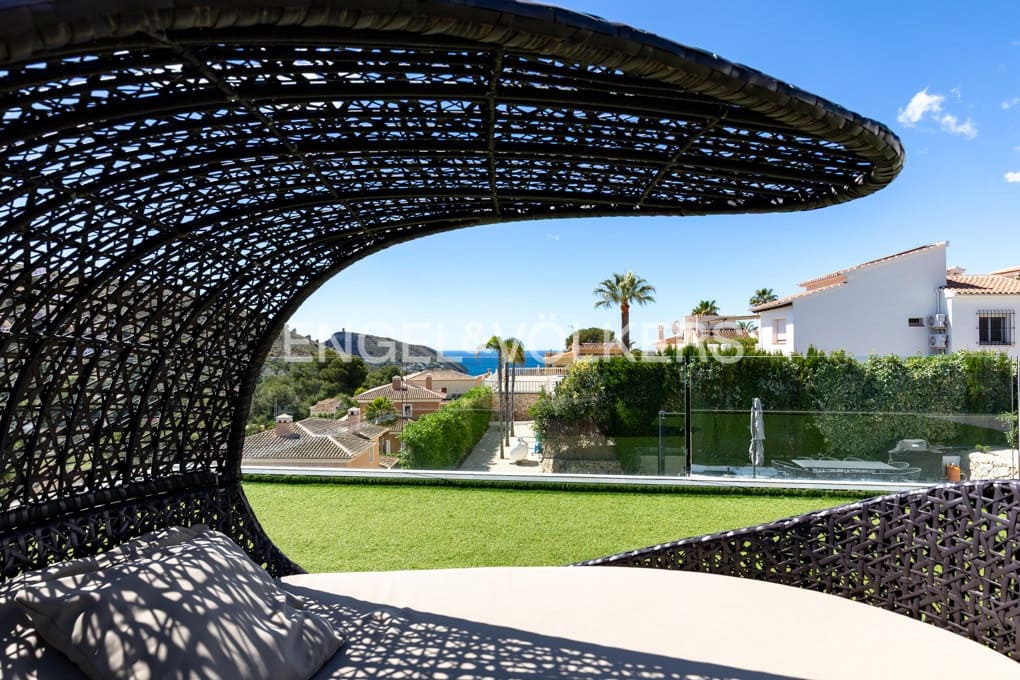 4 Zimmer Villa zu verkaufen in Moraira mit Pool Garage - 1.750.000 € (Ref: 9848182)