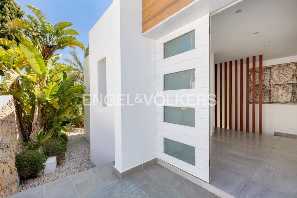 4 Zimmer Villa zu verkaufen in Moraira mit Pool Garage - 1.750.000 € (Ref: 9848182)