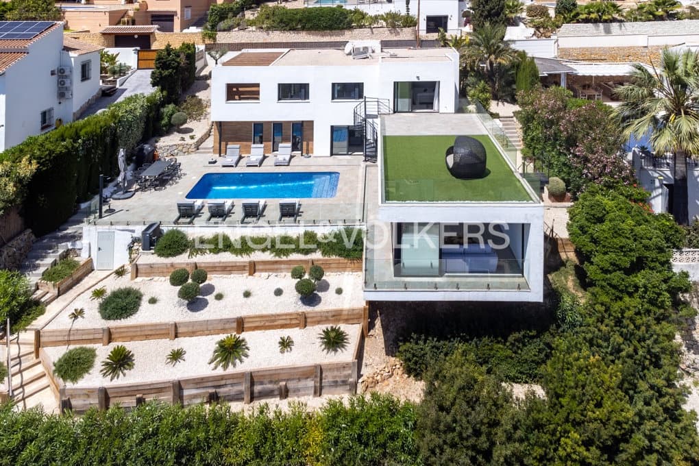 4 Zimmer Villa zu verkaufen in Moraira mit Pool Garage - 1.750.000 € (Ref: 9848182)