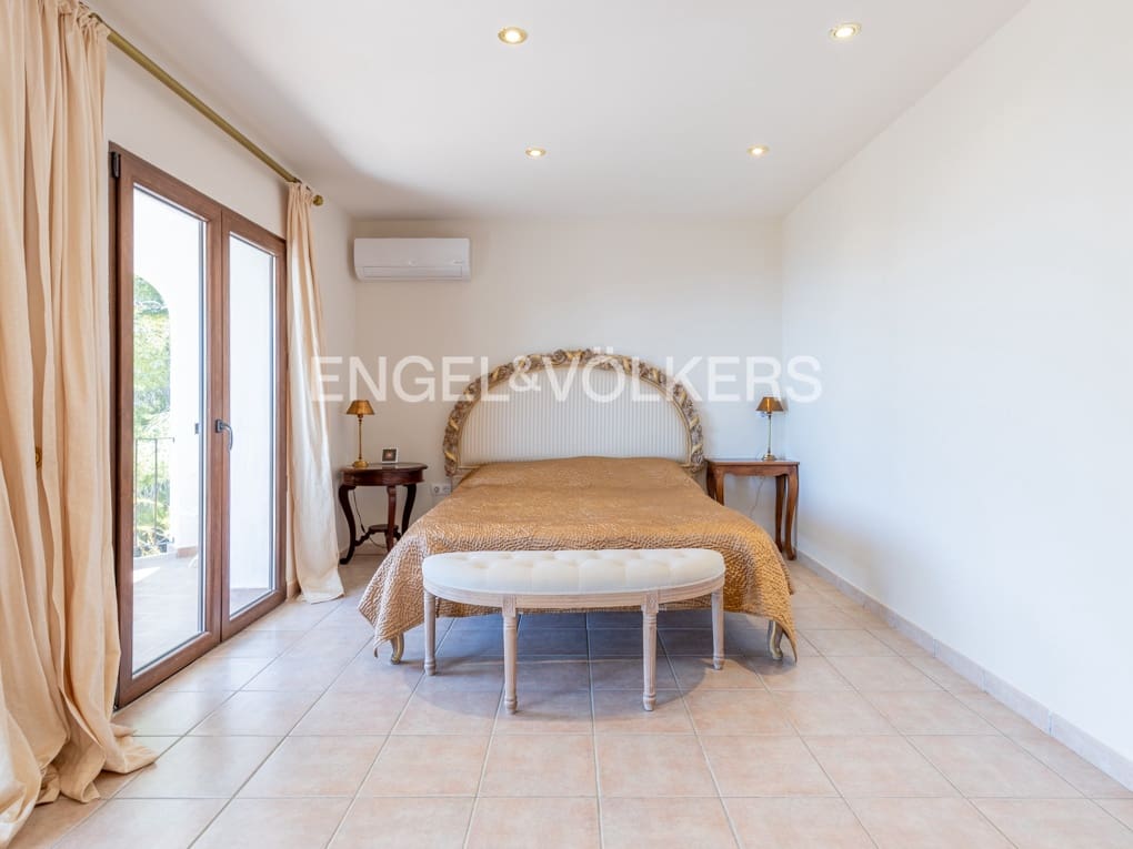 5 Zimmer Villa zu verkaufen in Altea mit Pool Garage - 1.900.000 € (Ref: 9850544)