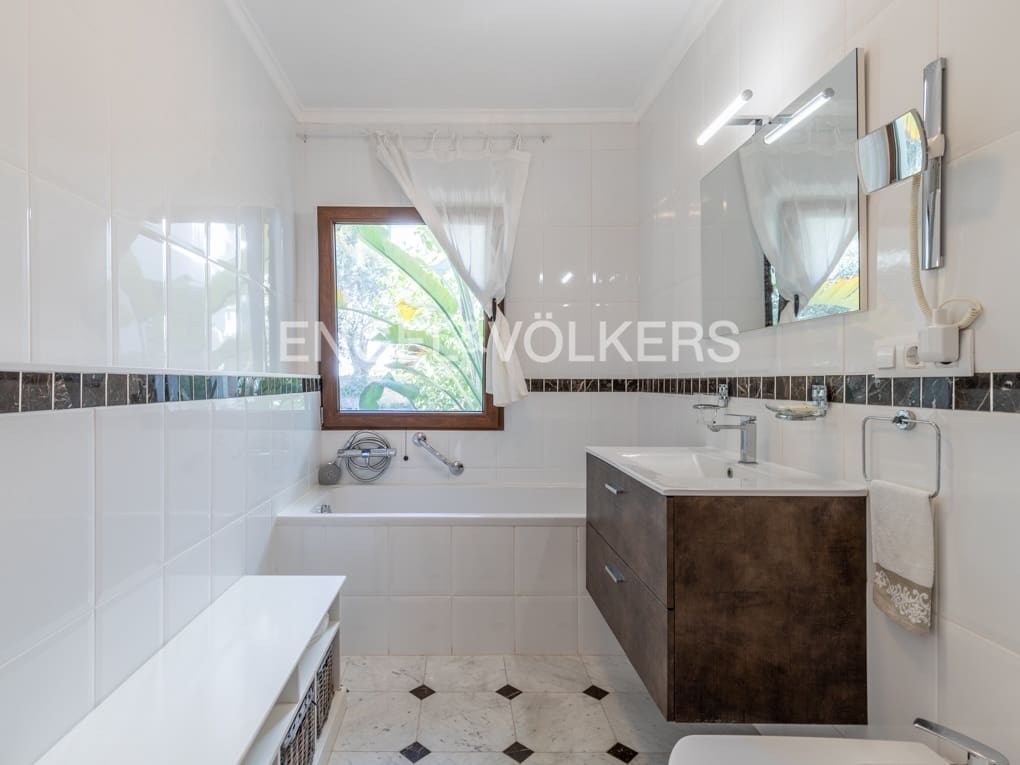 5 Zimmer Villa zu verkaufen in Altea mit Pool Garage - 1.900.000 € (Ref: 9850544)
